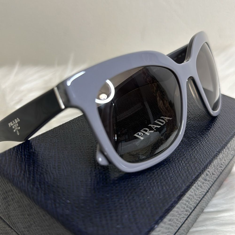 💯 Authentic Prada Sunglasses🍀 - Picture 11 of 14